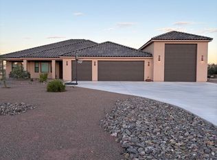 1055 Buckboard Trl, Wickenburg, AZ 85390