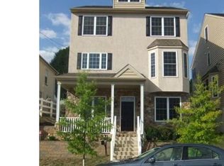 224 W 3rd Ave, Conshohocken, PA 19428