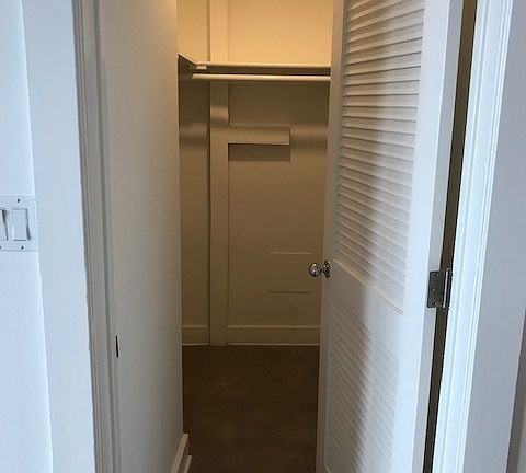 5th image of 512 Van Ness Ave #216