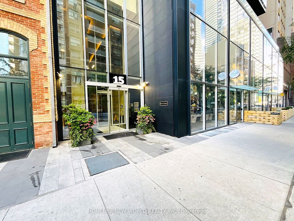 1st image of 15 Grenville St #511