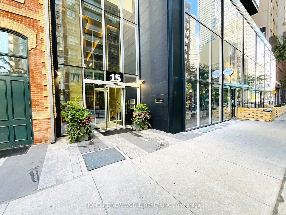 15 Grenville St #511
