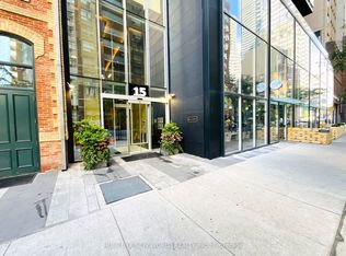 15 Grenville St #511, Toronto, ON M4Y 0B9
