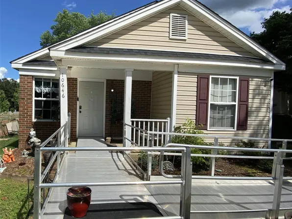10646 Coulport Ln, Charlotte, NC 28215