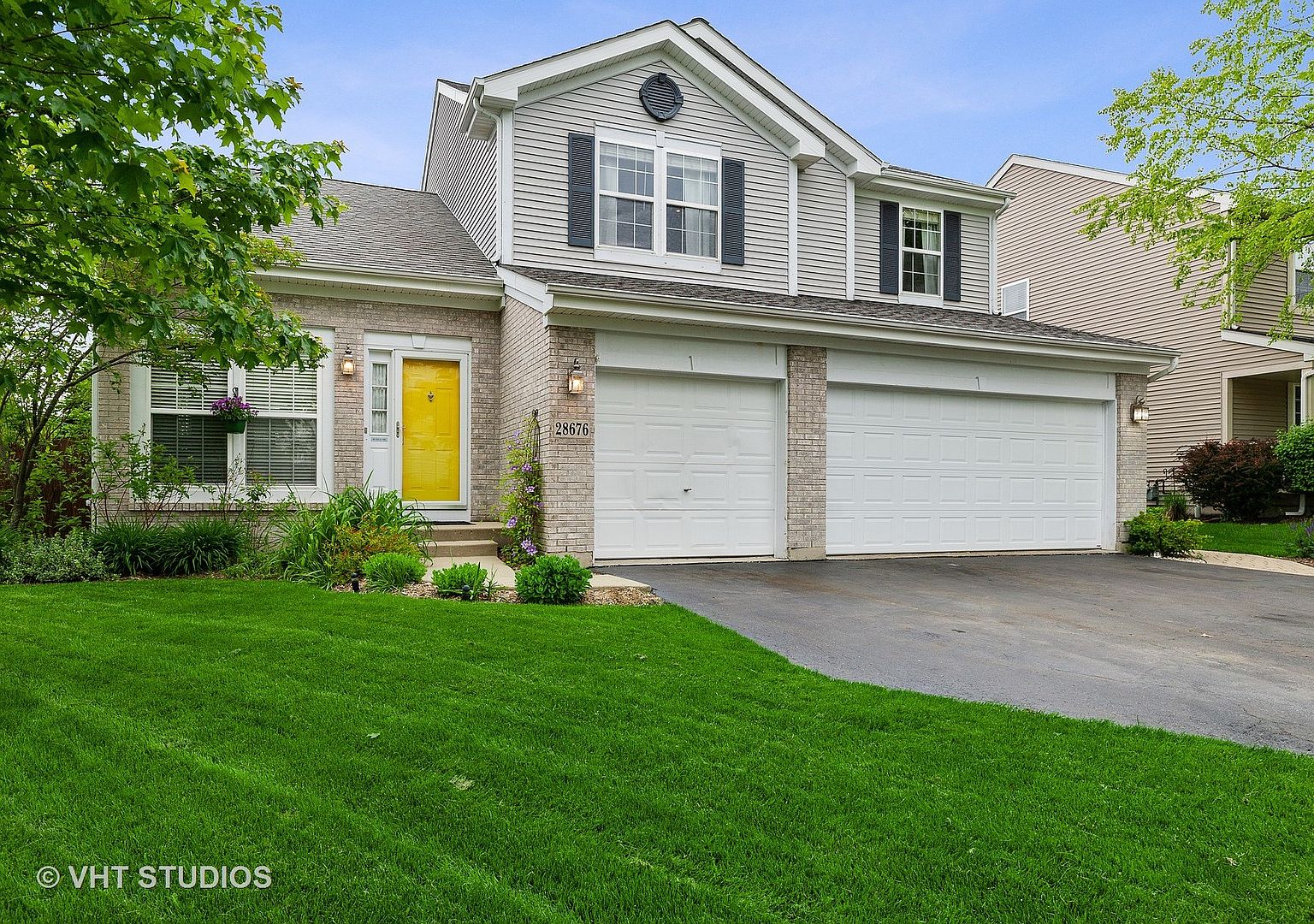 4710 Wilmot Rd Mchenry Il 60051 Zillow
