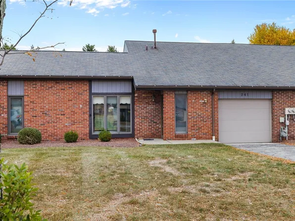 241 Greenwood Dr, Canonsburg, PA 15317