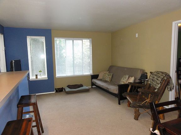 2nd image of 1421 4th Ave W APT 203