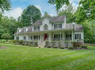 1221 Hawkwell Dr, Maidens, VA 23102