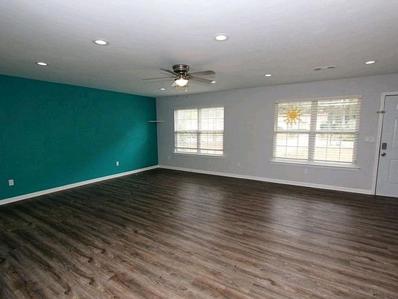 2nd image of 4574 Autumn Woods Way