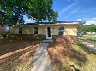 717 Lunar Dr, Raleigh, NC 27610