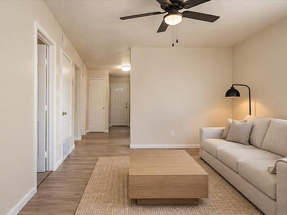 4th image of 2024 Walter St SE