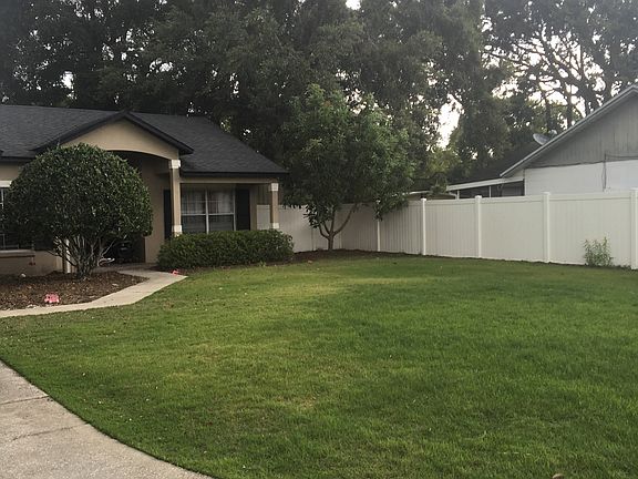 2nd image of 7918 Lakeside Woods Dr