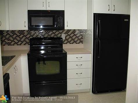 5th image of 1830 SW 81st Ave APT 4106