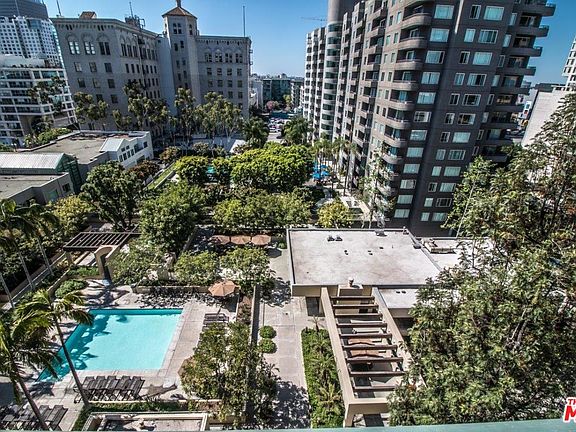 2nd image of 600 W 9th St APT 1001