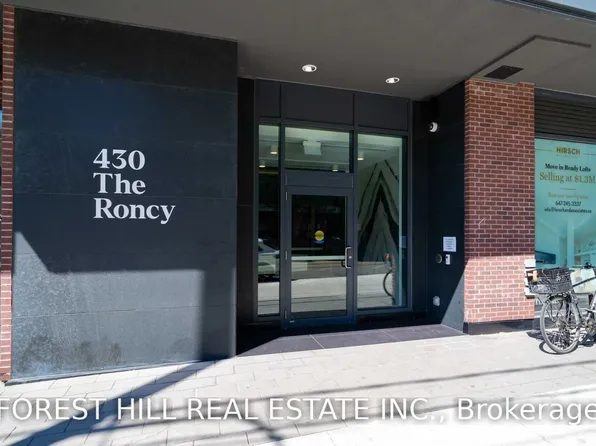 430 Roncesvalles Ave #409, Toronto, ON M6R 2N2