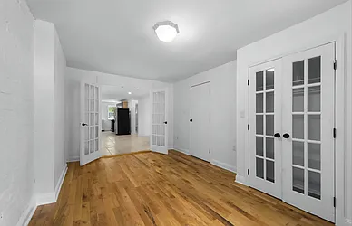 64 Bainbridge Street, #GRDN