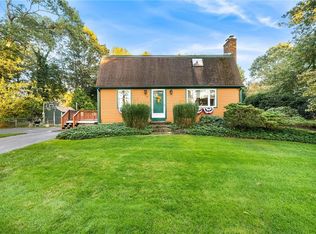 20 Overhill Rd, South Kingstown, RI 02879