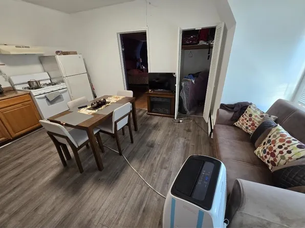 251 Highland Avenue image 21 of 34