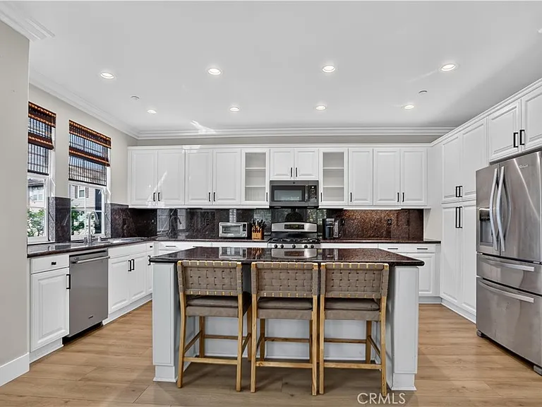 53 Sheridan Ln — Photo 16