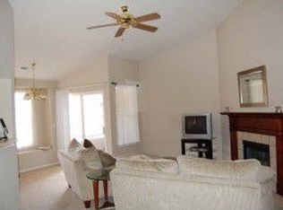 3716 Riviera Grv APT 204, Colorado Springs, CO 80922