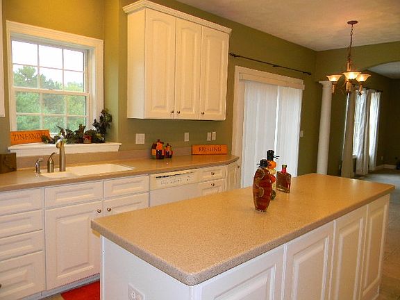 2nd image of 496 Creekview Ln