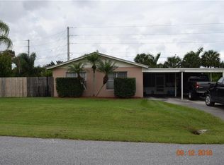 1027 SW 36th Ter, Palm City, FL 34990