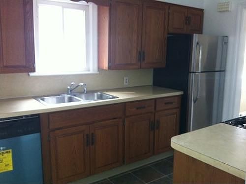 4th image of 3444 Buchanan Ave SW