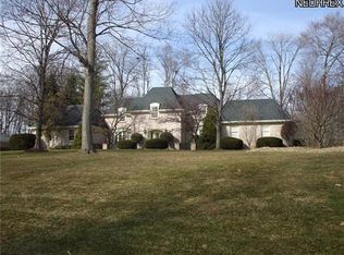3860 Fairway Dr, Canfield, OH 44406
