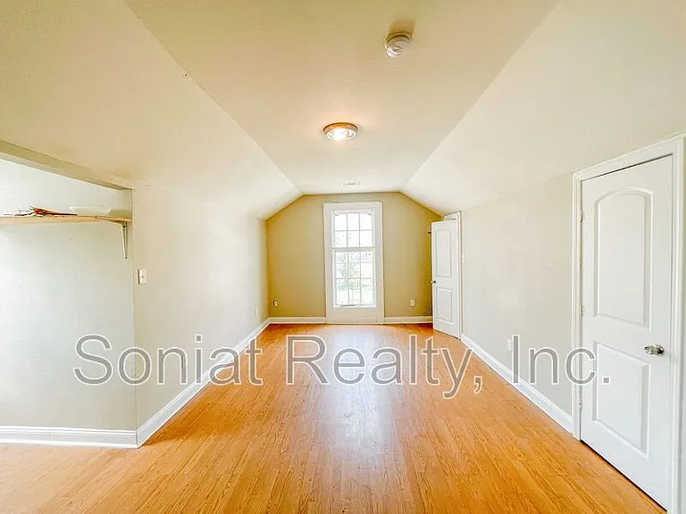 1438 N Villere St — Photo 6