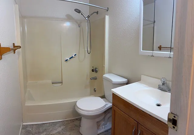 26215 Central Ave NE #202 — Photo 10