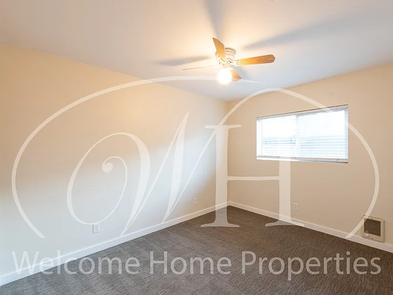 108 SE 6th St — Photo 29