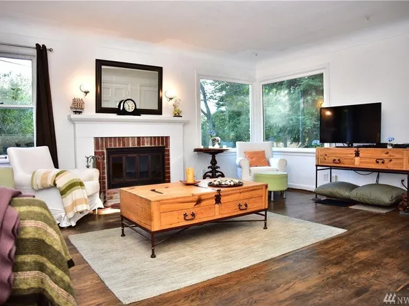 14548 6th Ave NE, Shoreline, WA 98155