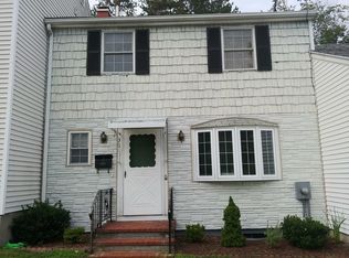 31 Warebrook Vlg, Ware, MA 01082
