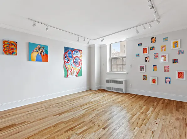 13 East 69th Street image 13 of 15