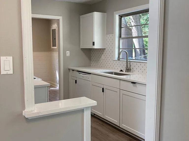7620 High Dr — Photo 11