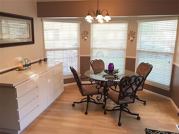 In kitchen breakfast area