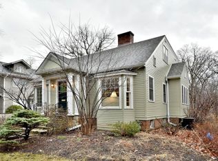1031 Thatcher Ave, River Forest, IL 60305