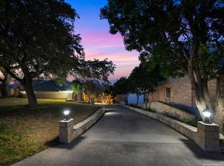 985 Janet, Canyon Lake, TX 78133