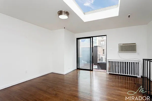 Rented by Mirador Real Estate | media 18