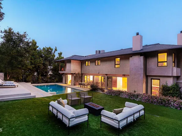 10837 Via Verona St, Los Angeles, CA 90077