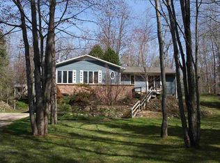 1327 W Conway Rd, Harbor Springs, MI 49740