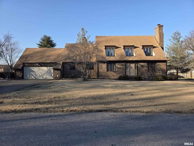 102 Mohawk Dr, Harrisburg, IL, 62946