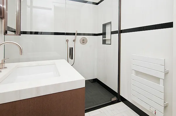 Rented by NOVO | media 37