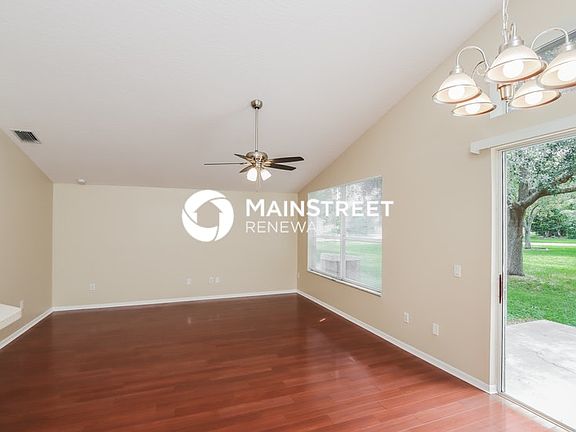 5th image of 475 Sedgewood Cir