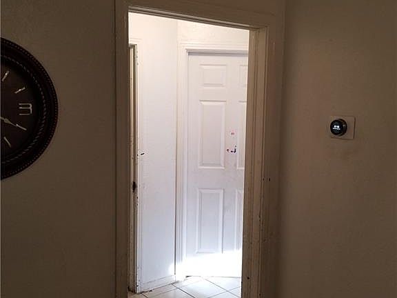 5th image of 506 NE 32nd St