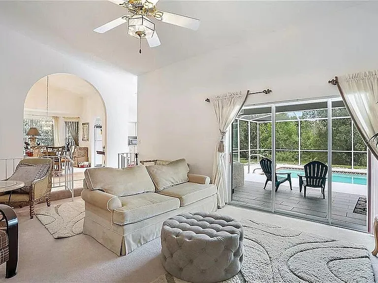 11 Mangrove Ct S — Photo 10