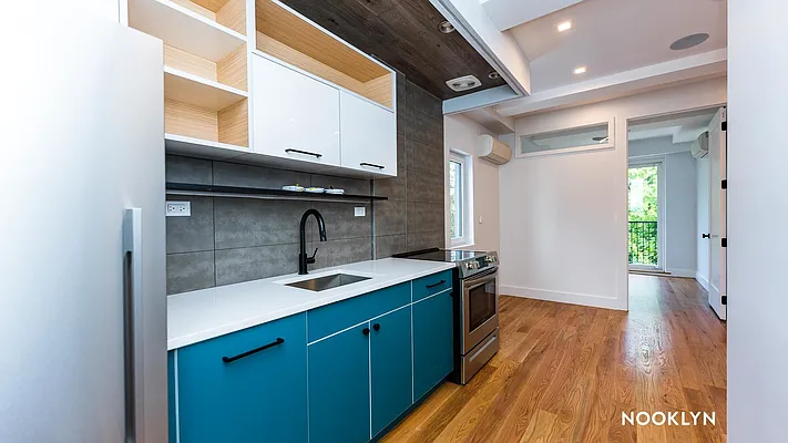 Rented by Nooklyn NYC LLC | media 2