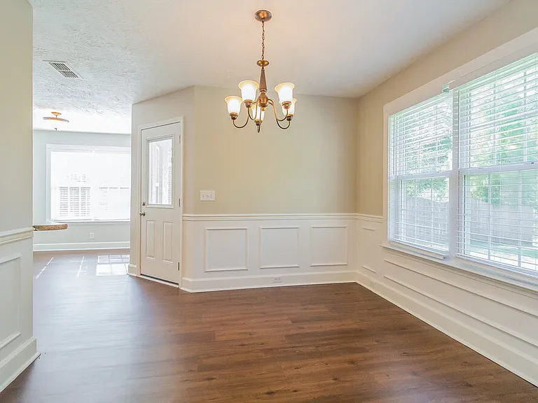 2745 Portside Ct — Photo 6