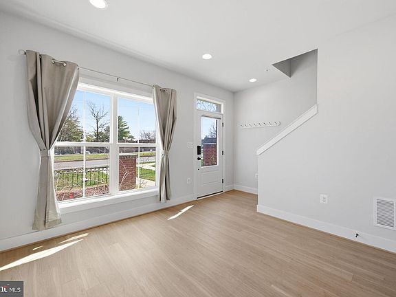 4th image of 12626 Layhill Rd