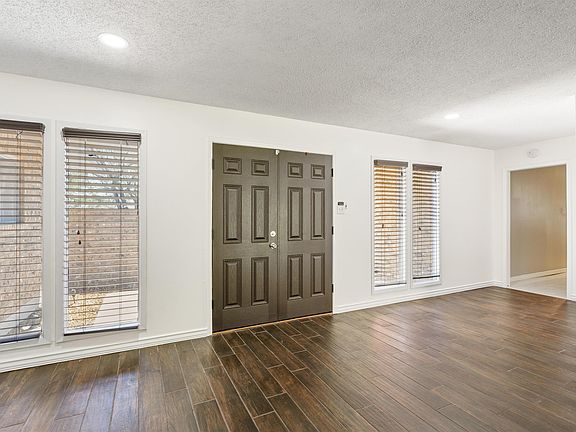 5th image of 500 N Broadview St