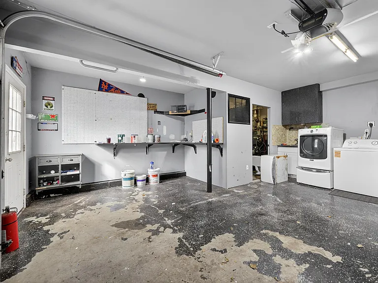 19 Hilltop Pl — Photo 28
